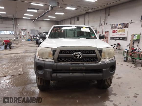 ✅ 2011 Toyota Tacoma • VIN: 5TFPX4EN3BX006133 • Lot: 43866208. Listed on IAAI with 371,193 mi. Free auction sales archive from the USA and detailed vehicle history report at DreamBid. Image 12.