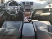 ✅ 2013 Toyota Highlander Limited • VIN: JTEDC3EH6D2014211 • Lot: 54631295. Listed on Copart with 114,641 mi. Free auction sales archive from the USA and detailed vehicle history report at DreamBid. Image 8.