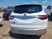 ✅ 2021 Buick Enclave Premium • VIN: 5GAEVBKW8MJ266176 • Lot: 42999987. Wystawiony na IAAI z przebiegiem 29 294 mil. Bezpłatny archiwum sprzedaży aukcyjnych z USA i szczegółowy raport historii pojazdu na DreamBid. Zdjęcie 16.