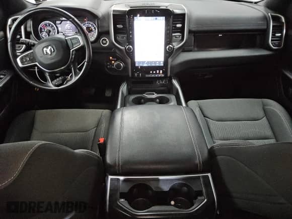 2022 Ram 1500 Big Horn with VIN 1C6SRFFT8NN319828, listed as a Copart auction lot 85266885 with 117,667 mi miles and Clean title. Bid and sale history available at DreamBid. Image 8.