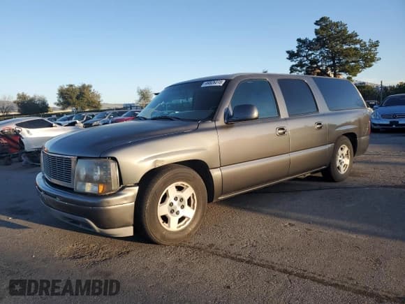 ✅ 2000 Chevrolet Suburban LS • VIN: 3GNFK16TXYG151101 • Лот: 44826315. Опубликован ранее на Copart с пробегом 177 060 миль. Бесплатный доступ к архиву аукционных продаж из США и подробный отчёт об истории автомобиля на DreamBid. Изображение 1.