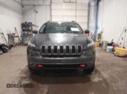 ✅ 2015 Jeep Cherokee Trailhawk • VIN: 1C4PJMBS7FW772728 • Лот: 43302956. Опубликован ранее на IAAI с пробегом 117 440 миль. Бесплатный доступ к архиву аукционных продаж из США и подробный отчёт об истории автомобиля на DreamBid. Изображение 13.