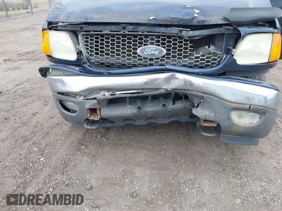 ✅ 2004 Ford F-150 XL • VIN: 2FTRX18W14CA45657 • Лот: 42091900. Опубликован ранее на IAAI с пробегом 193 740 миль. Бесплатный доступ к архиву аукционных продаж из США и подробный отчёт об истории автомобиля на DreamBid. Изображение 6.