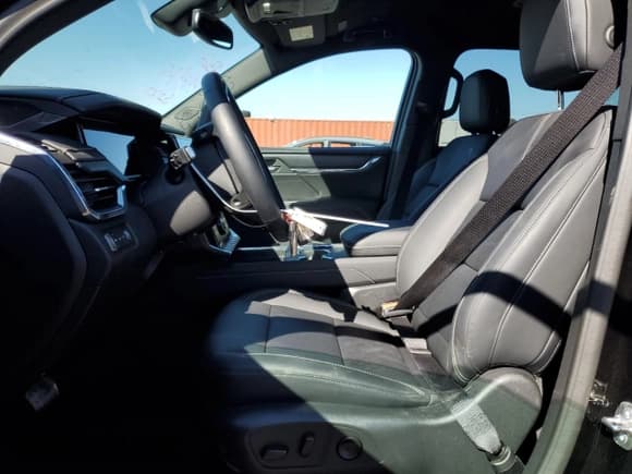 ✅ 2024 GMC Acadia AWD Elevation • VIN: 1GKENNKSXRJ189321 • Lot: 88156855. Wystawiony na Copart z przebiegiem 15 469 mil. Bezpłatny archiwum sprzedaży aukcyjnych z USA i szczegółowy raport historii pojazdu na DreamBid. Zdjęcie 7.