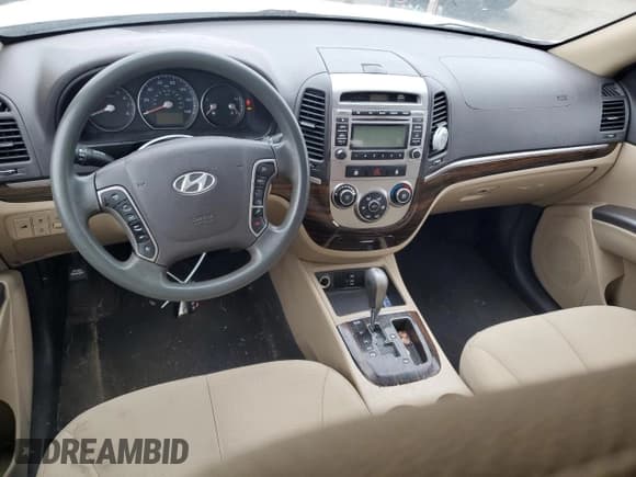 ✅ 2012 Hyundai Santa Fe GLS • VIN: 5XYZGDAGXCG116939 • Lot: 75958794. Listed on Copart with 262,257 mi. Free auction sales archive from the USA and detailed vehicle history report at DreamBid. Image 8.