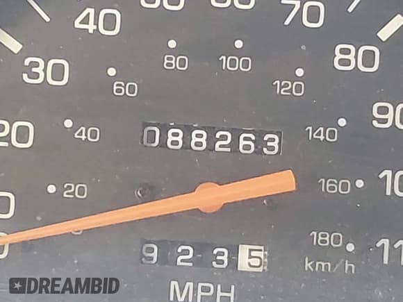 ✅ 1993 Toyota Pickup DLX • VIN: JT4VN13D3P5124630 • Lot: 42434321. Listed on IAAI with 88,263 mi. Free auction sales archive from the USA and detailed vehicle history report at DreamBid. Image 16.