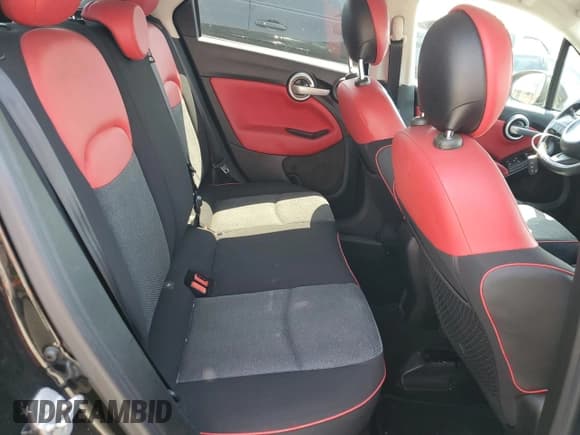 ✅ 2016 FIAT 500X Easy • VIN: ZFBCFXBT0GP379002 • Lot: 62485804. Wystawiony na Copart z przebiegiem 102 452 mil. Bezpłatny archiwum sprzedaży aukcyjnych z USA i szczegółowy raport historii pojazdu na DreamBid. Zdjęcie 10.