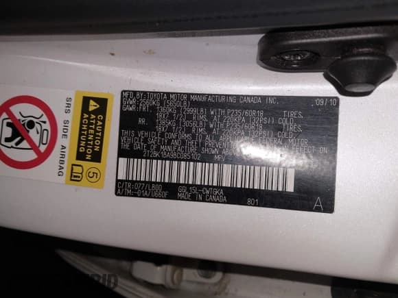 ✅ 2011 Lexus RX 350 • VIN: 2T2BK1BA9BC085102 • Lot: 43901480. Listed on IAAI with 104,669 mi. Free auction sales archive from the USA and detailed vehicle history report at DreamBid. Image 9.