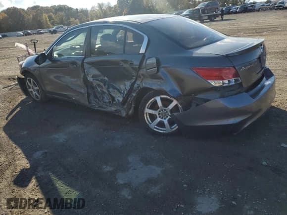 ✅ 2008 Honda Accord LX • VIN: 1HGCP26388A077213 • Lot: 89543405. Listed on Copart with 209,287 mi. Free auction sales archive from the USA and detailed vehicle history report at DreamBid. Image 2.