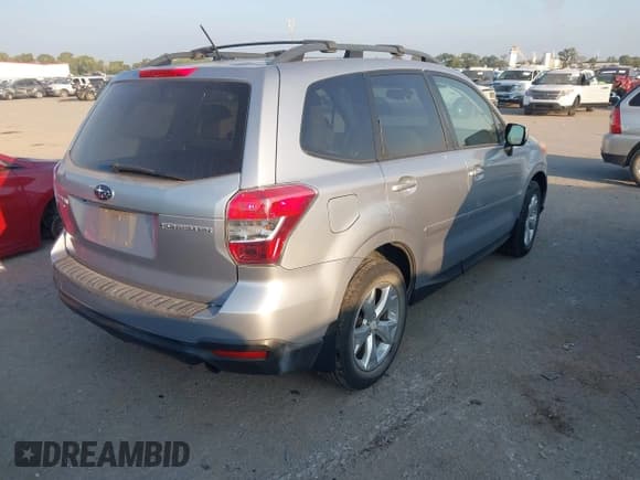✅ 2014 Subaru Forester Premium • VIN: JF2SJAEC9EH402009 • Lot: 43410853. Wystawiony na IAAI z przebiegiem 171 250 mil. Bezpłatny archiwum sprzedaży aukcyjnych z USA i szczegółowy raport historii pojazdu na DreamBid. Zdjęcie 4.