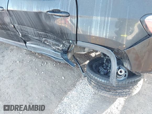 ✅ 2021 Jeep Compass 80th Anniversary • VIN: 3C4NJDEB0MT601065 • Lot: 40804626. Listed on IAAI with 47,373 mi. Free auction sales archive from the USA and detailed vehicle history report at DreamBid. Image 6.