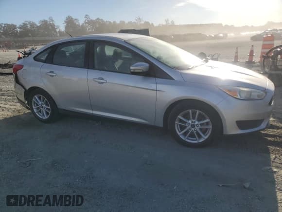 ✅ 2016 Ford Focus SE • VIN: 1FADP3F2XGL207310 • Lot: 89670425. Listed on Copart with 99,848 mi. Free auction sales archive from the USA and detailed vehicle history report at DreamBid. Image 4.