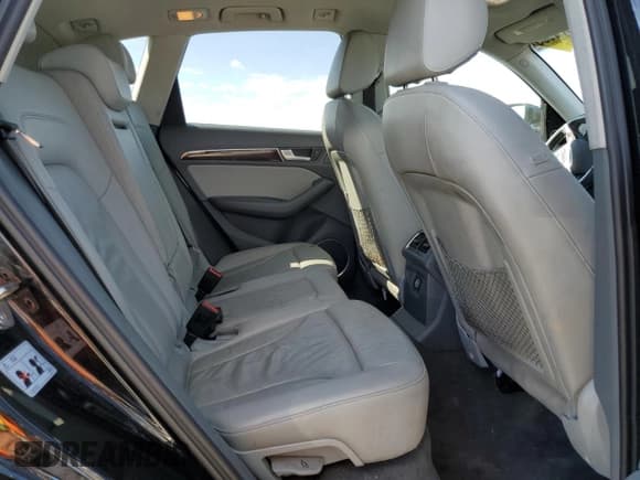 ✅ 2017 Audi Q5 Premium Plus • VIN: WA1L2AFP5HA008886 • Lot: 87372935. Wystawiony na Copart z przebiegiem 184 712 mil. Bezpłatny archiwum sprzedaży aukcyjnych z USA i szczegółowy raport historii pojazdu na DreamBid. Zdjęcie 11.