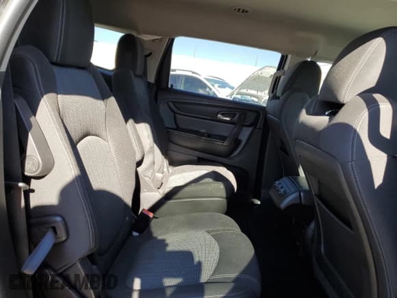 ✅ 2016 Chevrolet Traverse LT • VIN: 1GNKRGKD1GJ224266 • Lot: 85913175. Wystawiony na Copart z przebiegiem 97 484 mil. Bezpłatny archiwum sprzedaży aukcyjnych z USA i szczegółowy raport historii pojazdu na DreamBid. Zdjęcie 11.