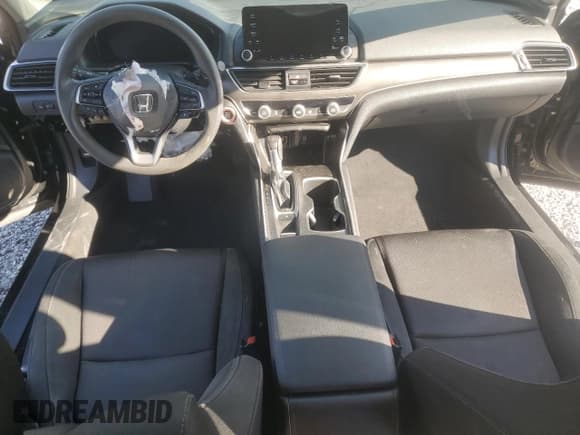✅ 2019 Honda Accord LX • VIN: 1HGCV1F1XKA024101 • Lot: 85599295. Listed on Copart with Not provided. Free auction sales archive from the USA and detailed vehicle history report at DreamBid. Image 8.