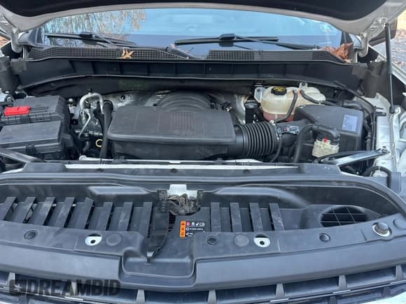 ✅ 2019 Chevrolet Silverado 1500 LT • VIN: 1GCPWCED8KZ103739 • Lot: 78513674. Wystawiony na Copart z przebiegiem 163 063 mil. Bezpłatny archiwum sprzedaży aukcyjnych z USA i szczegółowy raport historii pojazdu na DreamBid. Zdjęcie 7.