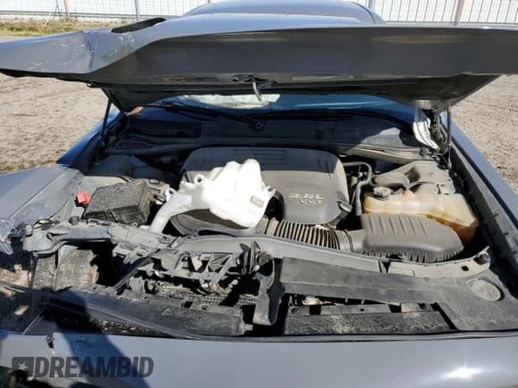 ✅ 2019 Dodge Challenger SXT • VIN: 2C3CDZAG8KH669668 • Lot: 43080643. Wystawiony na Copart z przebiegiem 42 101 mil. Bezpłatny archiwum sprzedaży aukcyjnych z USA i szczegółowy raport historii pojazdu na DreamBid. Zdjęcie 11.