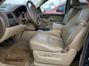 ✅ 2012 Chevrolet Suburban LT • VIN: 1GNSKJE7XCR170517 • Lot: 45306794. Wystawiony na Copart z przebiegiem Nie podano. Bezpłatny archiwum sprzedaży aukcyjnych z USA i szczegółowy raport historii pojazdu na DreamBid. Zdjęcie 7.