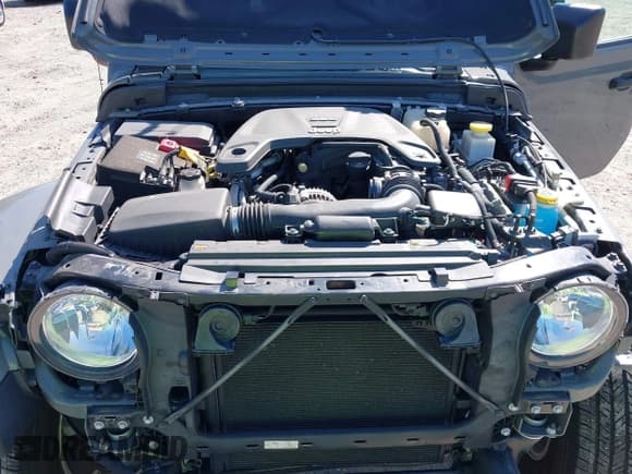 ✅ 2021 Jeep Gladiator Sport S • VIN: 1C6HJTAG9ML506175 • Лот: 42593943. Опубликован ранее на IAAI с пробегом 23 678 миль. Бесплатный доступ к архиву аукционных продаж из США и подробный отчёт об истории автомобиля на DreamBid. Изображение 10.