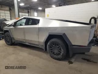 ✅ 2024 Tesla Cybertruck • VIN: 7G2CEHEDXRA010522 • Лот: 43239515. Опубликован ранее на Copart с пробегом Не указан. Бесплатный доступ к архиву аукционных продаж из США и подробный отчёт об истории автомобиля на DreamBid. Изображение 2.