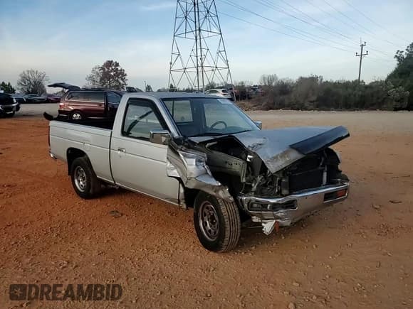 ✅ 1994 Nissan Frontier • VIN: 1N6SD11S1RC314798 • Lot: 93295715. Wystawiony na Copart z przebiegiem 179 609 mil. Bezpłatny archiwum sprzedaży aukcyjnych z USA i szczegółowy raport historii pojazdu na DreamBid. Zdjęcie 13.