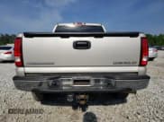 ✅ 2005 Chevrolet Silverado 1500 Z71 • VIN: 1GCEK19Z35Z207458 • Лот: 62035164. Опубликован ранее на Copart с пробегом 183 152 миль. Бесплатный доступ к архиву аукционных продаж из США и подробный отчёт об истории автомобиля на DreamBid. Изображение 12.