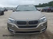 ✅ 2018 BMW X5 xDrive35d • VIN: 5UXKS4C51J0Y20587 • Лот: 67891655. Опубликован ранее на Copart с пробегом 57 252 миль. Бесплатный доступ к архиву аукционных продаж из США и подробный отчёт об истории автомобиля на DreamBid. Изображение 5.