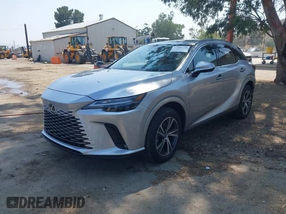 ✅ 2025 Lexus RX 350 • VIN: JTJCHMAA3S2022731 • Lot: 42448224. Listed on IAAI with 3,225 mi. Free auction sales archive from the USA and detailed vehicle history report at DreamBid. Image 2.