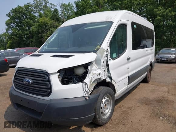 ✅ 2015 Ford Transit XLT • VIN: 1FBAX2CG7FKA10515 • Lot: 42424182. Wystawiony na IAAI z przebiegiem 8 962 mil. Bezpłatny archiwum sprzedaży aukcyjnych z USA i szczegółowy raport historii pojazdu na DreamBid. Zdjęcie 2.