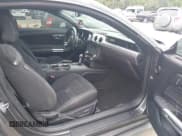 ✅ 2017 Ford Mustang EcoBoost • VIN: 1FA6P8TH2H5300701 • Lot: 40410279. Wystawiony na IAAI z przebiegiem 40 773 mil. Bezpłatny archiwum sprzedaży aukcyjnych z USA i szczegółowy raport historii pojazdu na DreamBid. Zdjęcie 5.