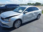 ✅ 2015 Volkswagen Jetta SE • VIN: 3VWD07AJ5FM340040 • Лот: 42296755. Опубликован ранее на IAAI с пробегом 94 050 миль. Бесплатный доступ к архиву аукционных продаж из США и подробный отчёт об истории автомобиля на DreamBid. Изображение 6.