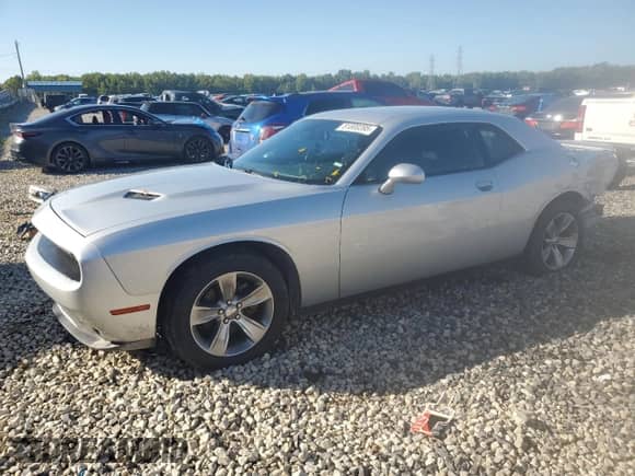 2020 Dodge Challenger SXT z VIN 2C3CDZAG2LH222447, wystawiony jako Copart lot #81800395 z przebiegiem 96 248 mil mil oraz Szkoda całkowita • Salvage title. Historia ofert i sprzedaży dostępna na DreamBid. Obrazek 1.