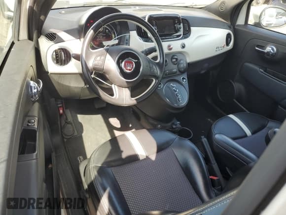 ✅ 2018 FIAT 500e • VIN: 3C3CFFGE5JT469593 • Lot: 59946225. Listed on Copart with 35,003 mi. Free auction sales archive from the USA and detailed vehicle history report at DreamBid. Image 8.