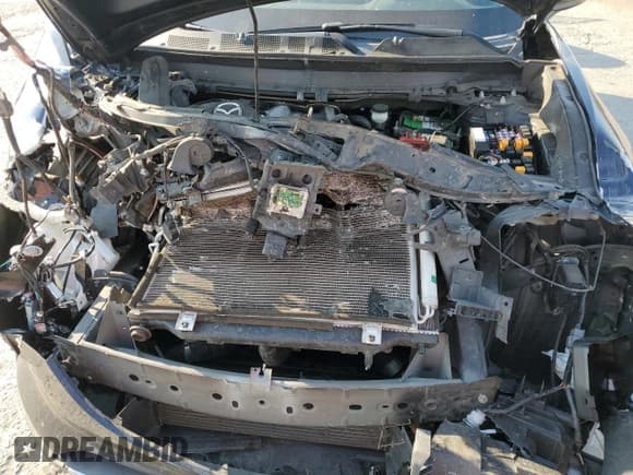 ✅ 2017 Mazda CX-9 Grand Touring • VIN: JM3TCBDY2H0130087 • Lot: 67664405. Wystawiony na Copart z przebiegiem 72 160 mil. Bezpłatny archiwum sprzedaży aukcyjnych z USA i szczegółowy raport historii pojazdu na DreamBid. Zdjęcie 12.