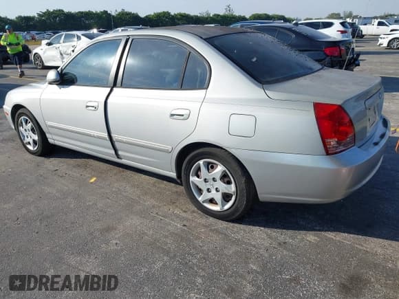 ✅ 2006 Hyundai Elantra GLS • VIN: KMHDN46D96U352821 • Lot: 41450081. Wystawiony na IAAI z przebiegiem 64 344 mil. Bezpłatny archiwum sprzedaży aukcyjnych z USA i szczegółowy raport historii pojazdu na DreamBid. Zdjęcie 3.
