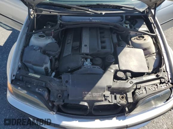 ✅ 2004 BMW 3 Series 330xi • VIN: WBAEW53484PN33076 • Lot: 70797905. Listed on Copart with 261,490 mi. Free auction sales archive from the USA and detailed vehicle history report at DreamBid. Image 11.