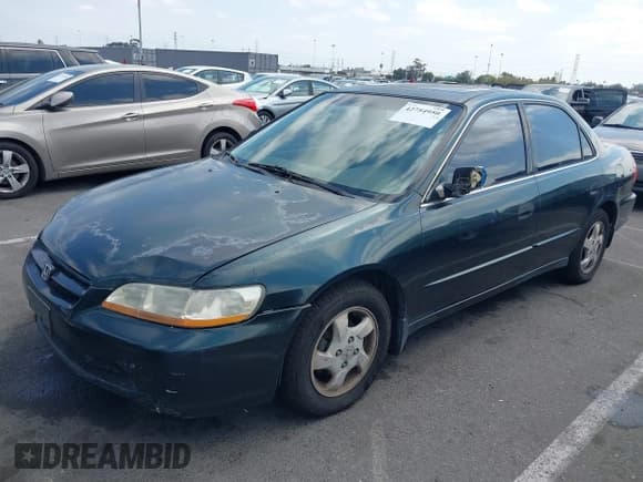✅ 2000 Honda Accord EX • VIN: JHMCG6605YC027660 • Lot: 42754950. Wystawiony na IAAI z przebiegiem 207 164 mil. Bezpłatny archiwum sprzedaży aukcyjnych z USA i szczegółowy raport historii pojazdu na DreamBid. Zdjęcie 2.