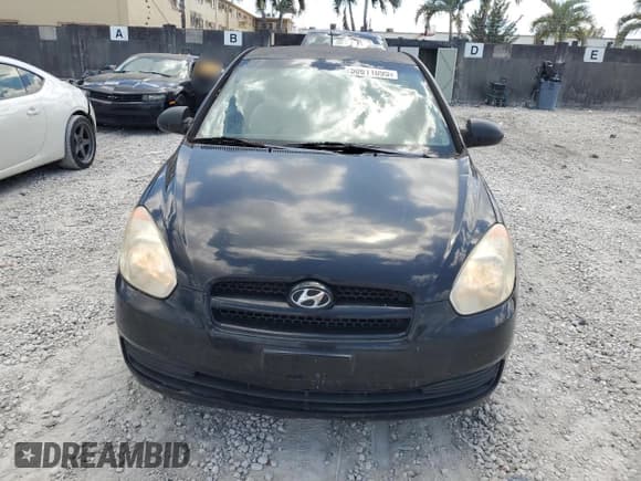 ✅ 2008 Hyundai Accent GS • VIN: KMHCM36C58U069979 • Лот: 50611095. Опубликован ранее на Copart с пробегом 101 574 миль. Бесплатный доступ к архиву аукционных продаж из США и подробный отчёт об истории автомобиля на DreamBid. Изображение 6.