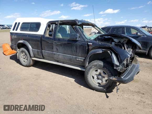 ✅ 2002 Chevrolet S-10 LS • VIN: 1GCCT19W428192836 • Лот: 52183955. Опубликован ранее на Copart с пробегом 119 300 миль. Бесплатный доступ к архиву аукционных продаж из США и подробный отчёт об истории автомобиля на DreamBid. Изображение 4.