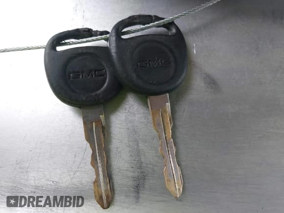 ✅ 2007 GMC Sierra 1500 Work Truck • VIN: 1GTEK14V67Z100721 • Лот: 43492368. Опубликован ранее на IAAI с пробегом 108 039 миль. Бесплатный доступ к архиву аукционных продаж из США и подробный отчёт об истории автомобиля на DreamBid. Изображение 11.