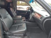 ✅ 2014 GMC Yukon XL SLT • VIN: 1GKS1KE00ER127994 • Лот: 42508076. Опубликован ранее на IAAI с пробегом 181 390 миль. Бесплатный доступ к архиву аукционных продаж из США и подробный отчёт об истории автомобиля на DreamBid. Изображение 5.