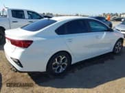 ✅ 2021 Kia Forte LXS • VIN: 3KPF24AD8ME374978 • Лот: 43536099. Опубликован ранее на IAAI с пробегом 31 836 миль. Бесплатный доступ к архиву аукционных продаж из США и подробный отчёт об истории автомобиля на DreamBid. Изображение 4.