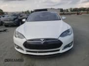 ✅ 2014 Tesla Model S 60 • VIN: 5YJSA1H18EFP33284 • Lot: 57434905. Wystawiony na Copart z przebiegiem 156 750 mil. Bezpłatny archiwum sprzedaży aukcyjnych z USA i szczegółowy raport historii pojazdu na DreamBid. Zdjęcie 5.