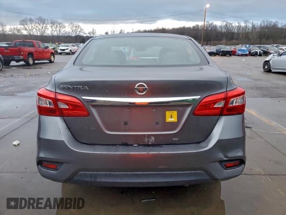 ✅ 2017 Nissan Sentra S • VIN: 3N1AB7AP3HY203990 • Lot: 94685585. Wystawiony na Copart z przebiegiem 349 967 mil. Bezpłatny archiwum sprzedaży aukcyjnych z USA i szczegółowy raport historii pojazdu na DreamBid. Zdjęcie 6.