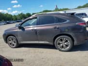 ✅ 2013 Lexus RX 450h • VIN: JTJBC1BA3D2057621 • Lot: 43079148. Wystawiony na IAAI z przebiegiem 156 165 mil. Bezpłatny archiwum sprzedaży aukcyjnych z USA i szczegółowy raport historii pojazdu na DreamBid. Zdjęcie 15.