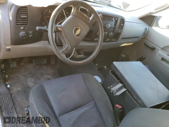 ✅ 2012 Chevrolet Silverado 1500 Work Truck • VIN: 1GCNCPEX2CZ131085 • Лот: 90061775. Опубликован ранее на Copart с пробегом 161 743 миль. Бесплатный доступ к архиву аукционных продаж из США и подробный отчёт об истории автомобиля на DreamBid. Изображение 8.