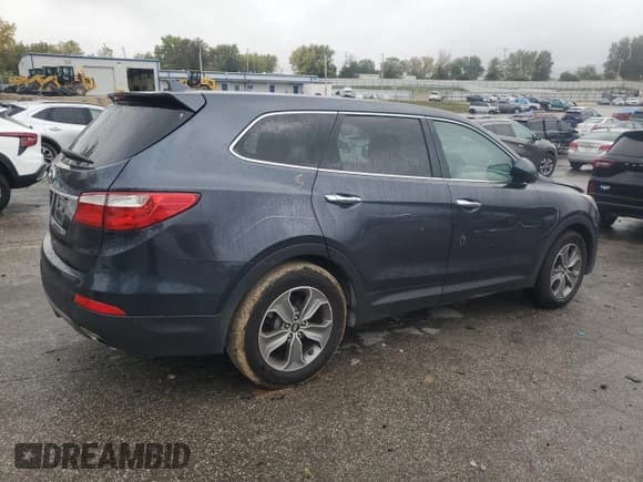 ✅ 2013 Hyundai Santa Fe GLS • VIN: KM8SM4HF5DU003807 • Lot: 90109185. Listed on Copart with 111,162 mi. Free auction sales archive from the USA and detailed vehicle history report at DreamBid. Image 3.