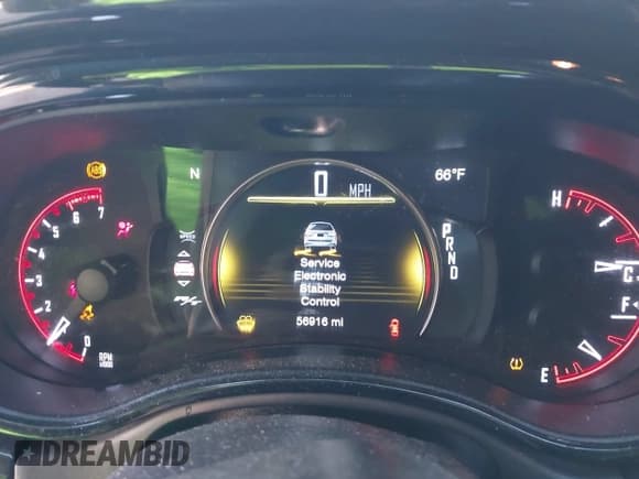 ✅ 2022 Dodge Durango R/T • VIN: 1C4SDHCT1NC226412 • Lot: 42002852. Wystawiony na IAAI z przebiegiem 56 916 mil. Bezpłatny archiwum sprzedaży aukcyjnych z USA i szczegółowy raport historii pojazdu na DreamBid. Zdjęcie 7.