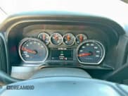 ✅ 2019 Chevrolet Silverado 1500 LT Trail Boss • VIN: 3GCPYFEDXKG194329 • Lot: 85728635. Wystawiony na Copart z przebiegiem 72 766 mil. Bezpłatny archiwum sprzedaży aukcyjnych z USA i szczegółowy raport historii pojazdu na DreamBid. Zdjęcie 8.