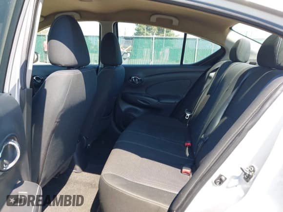 ✅ 2016 Nissan Versa SV • VIN: 3N1CN7AP4GL897035 • Lot: 43086134. Listed on IAAI with 142,003 mi. Free auction sales archive from the USA and detailed vehicle history report at DreamBid. Image 8.